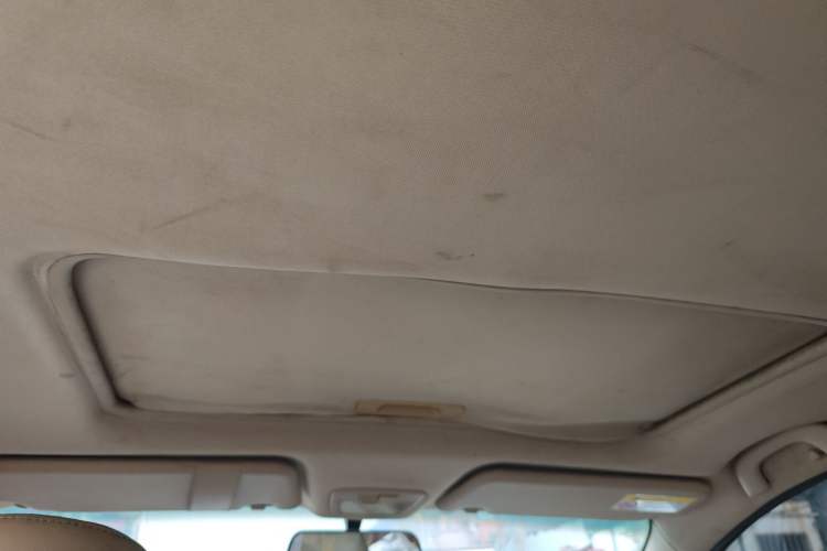 Used Baojun 730 2015 1.8L Manual Luxury Navigation ESP Version 7-seater
