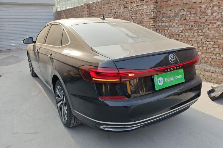 Used Volkswagen Passat 2023 Facelift 330TSI Luxury Edition
