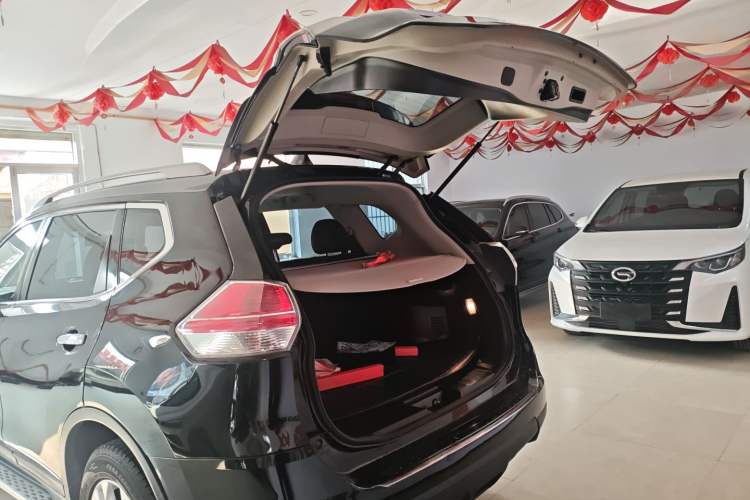 Used Nissan X-Trail 2014 2.0L CVT Comfort Edition 2WD
