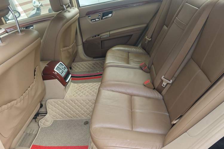 Used Mercedes-Benz S-Class 2008 S 300 L Business Model Left Rear Seat