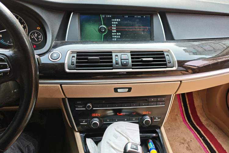 Used BMW 5 Series GT 2011 535i Elegant Edition Audio And AC Panel