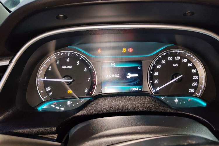 Used Buick GT 2016 15N Automatic Elite Edition Instrument Cluster