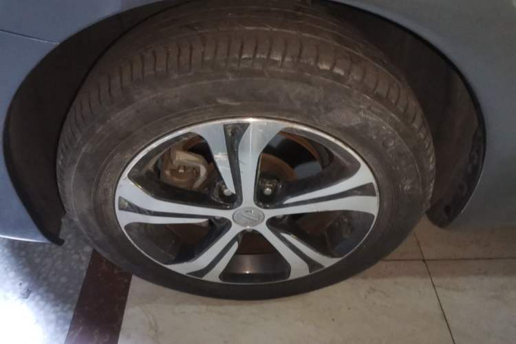 Used Nissan Tiida 2019 1.6L CVT Smart Drive Version China VI Standard