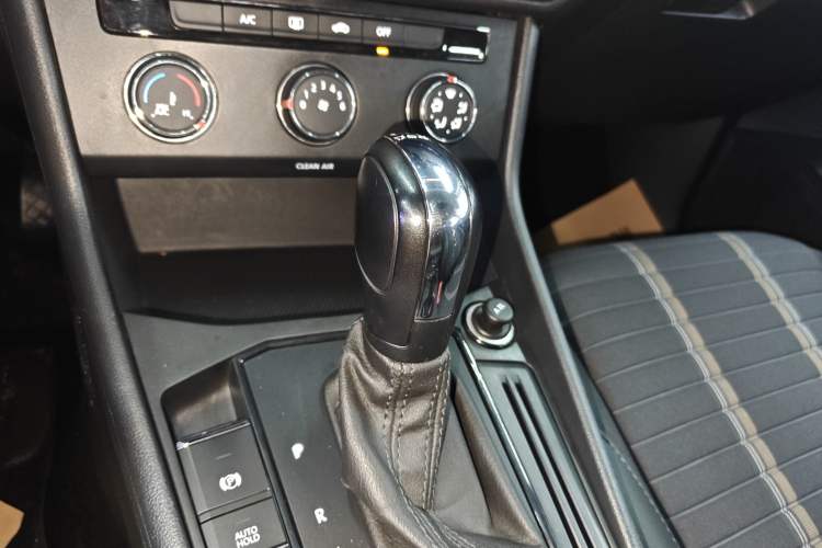 Used Volkswagen Lavida 2019 280TSI DSG Comfort Edition China VI standard
