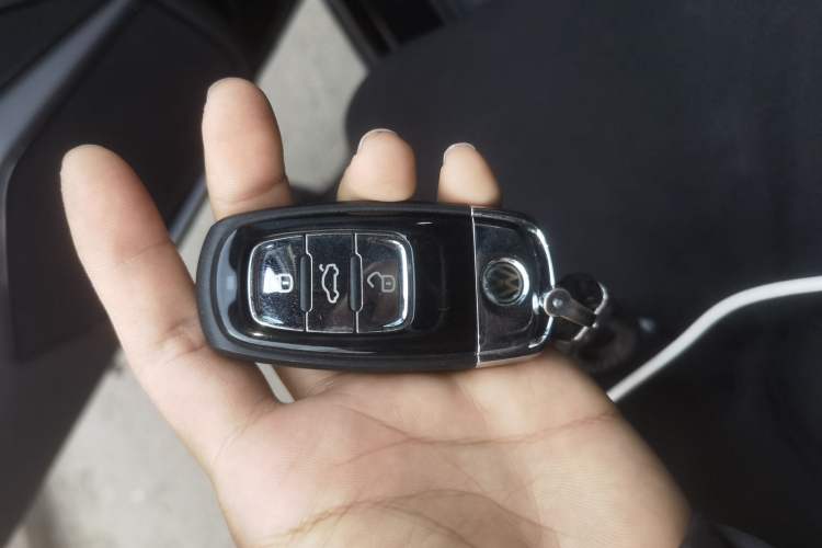 Used Volkswagen Phideon 2018 Revised Version 380TSI Two-Wheel Drive Business Edition
