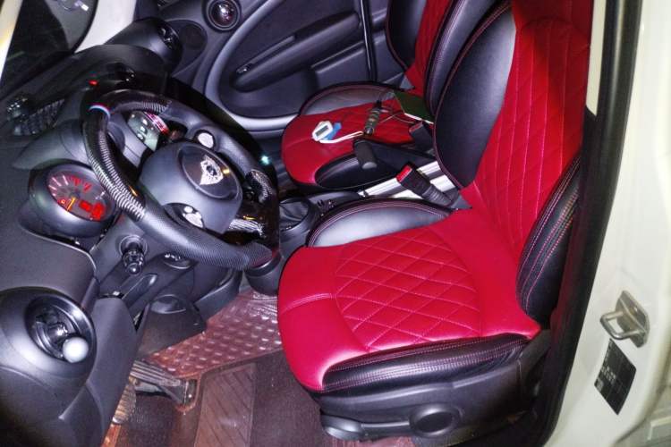 Used MINI Countryman 2014 1.6T COOPER S Left Front Seat