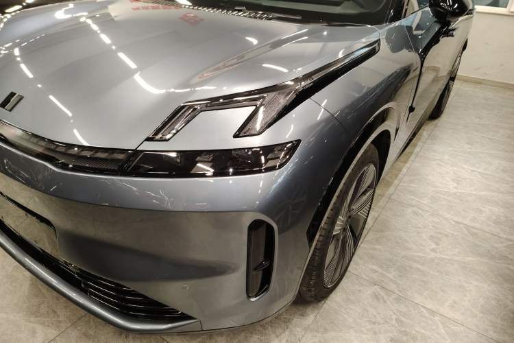 Used Lynk & Co 08 EM-P 2025 245km Ultra-Long Range Halo
