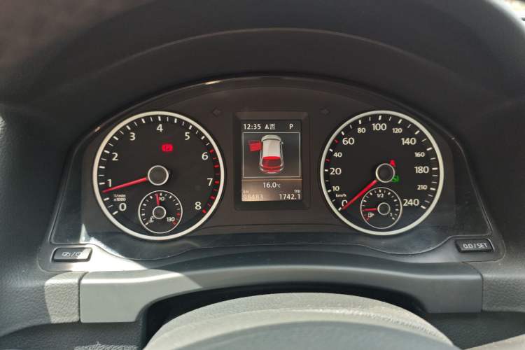 Used Volkswagen Tiguan 2015 1.8TSI Automatic Two-Wheel Drive Luxury Model
