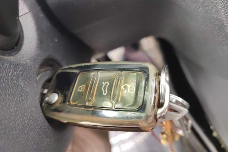 Used Volkswagen Jetta 2015 Zhihui Edition 1.4L Manual Comfort Model
