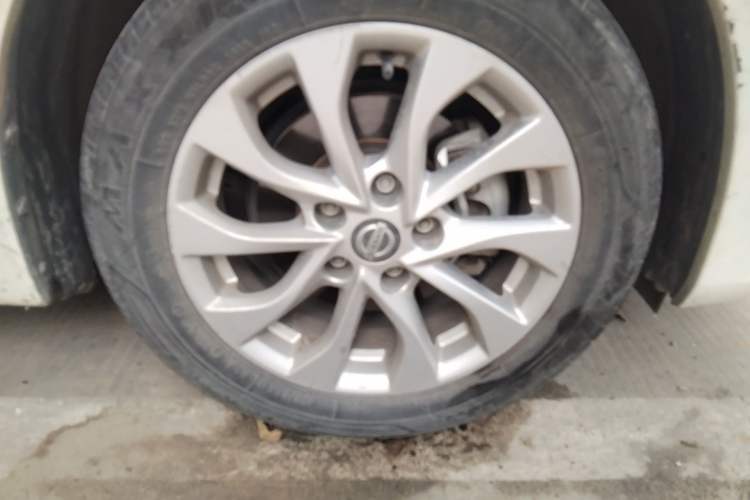 Used Nissan Sylphy 2024 Classic 1.6XL CVT Luxury Edition Right Front Wheel Hub
