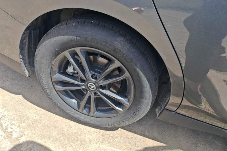 Used CHANGAN Eado DD 2023 Blue Whale NE 1.5T GDI DCT Luxury Edition Right Rear Wheel Hub