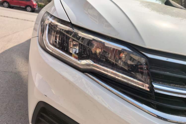 Used Volkswagen Bora 2021 1.5L Manual Fashion Smart Connect Edition
