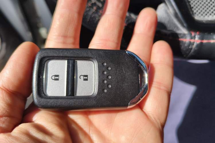 Used Honda XR-V 2015 1.8L VTi CVT Luxury Edition Vehicle Key