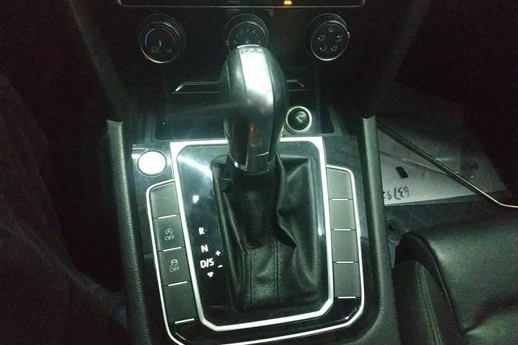 Used Volkswagen Magotan 2017 330TSI DSG Leading Model