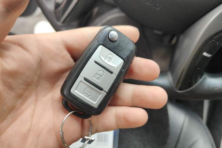 Used Hyundai Elantra (5th Generation / Langdong) 2016 1.6L Manual Luxury Model
