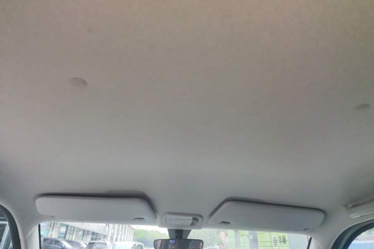 Used Wuling Hongguang MINIEV 2021 Macaron Premium Model – Lithium Iron Phosphate Headliner
