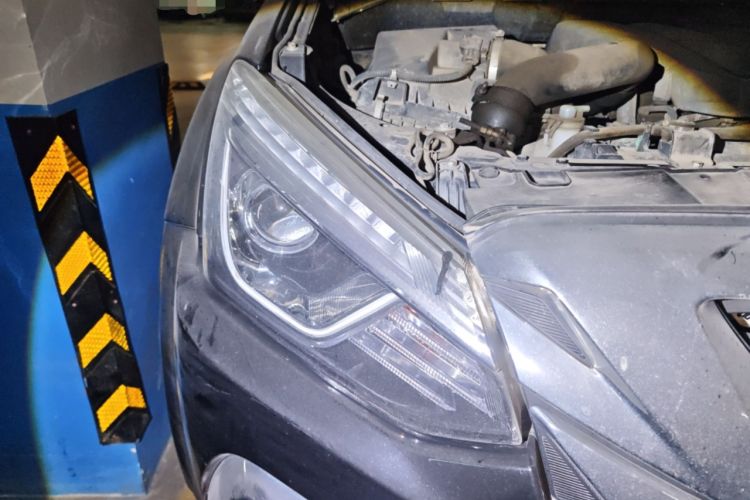 Used Isuzu mu-X 2018 3.0T Diesel Automatic 4x4 Enjoyment Edition 5 Seats Right Front Headlight