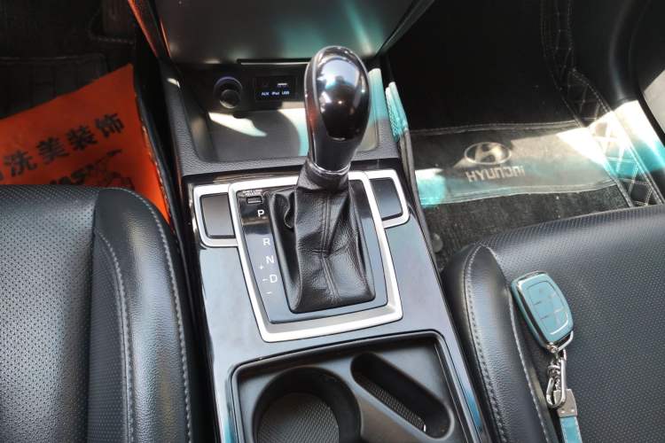 Used Hyundai Mistra 2014 1.8L Automatic Smart GLS Gear Lever