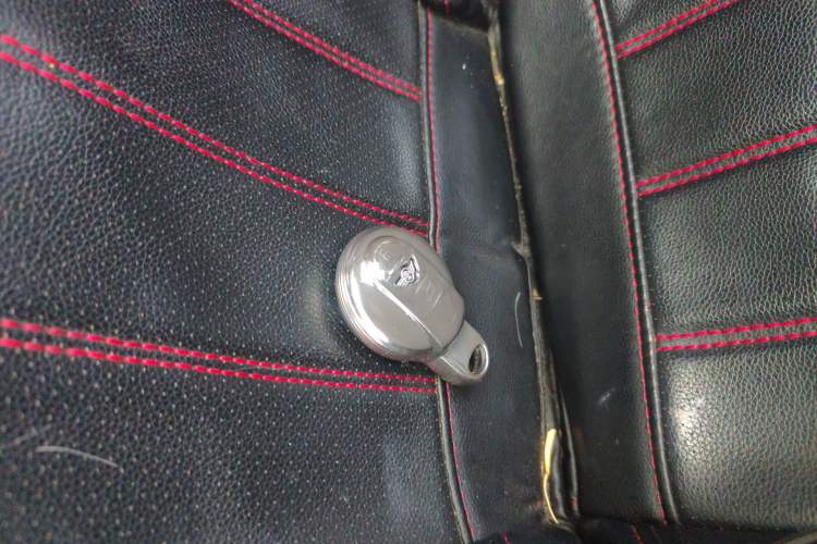 Used MINI 2016 1.5T COOPER SEVEN Five-Door Edition Vehicle Key