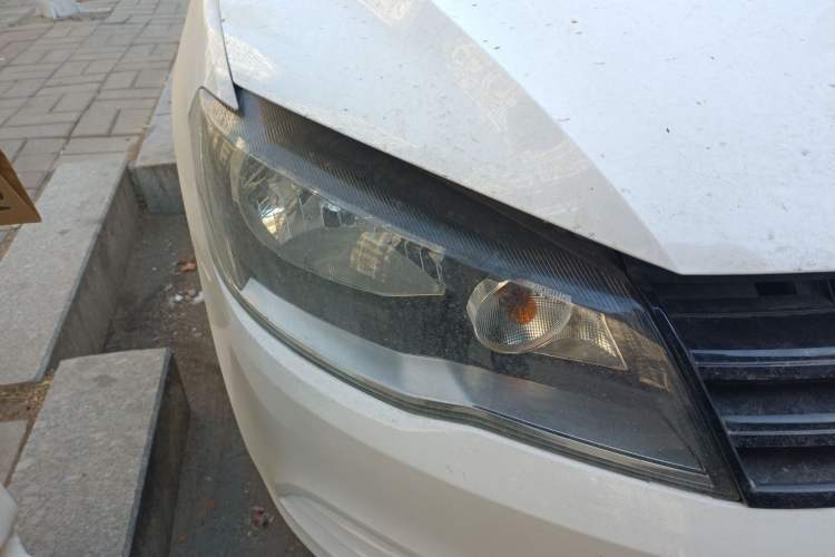 Used Volkswagen Jetta 2015 Zhuihui Edition 1.4L Manual Fashion Model