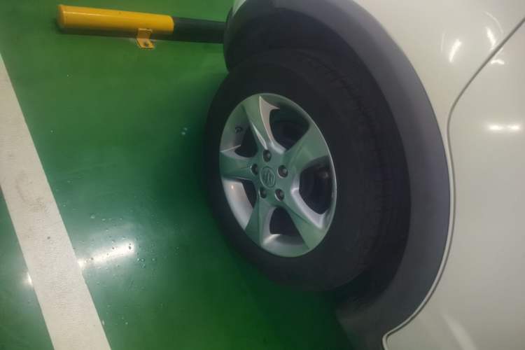 Used Suzuki SX4 2016 1.6L Automatic Classic Edition Right Rear Wheel Hub