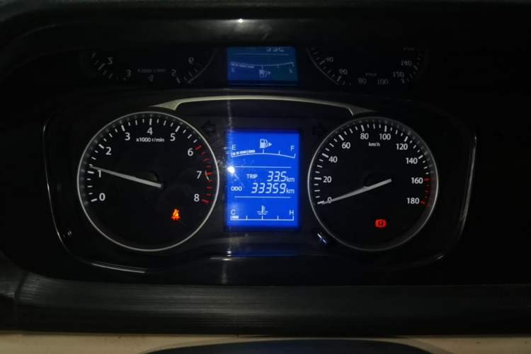 Used CHANGAN KUAYUE Xing V3 2023 1.3L Gasoline Standard Model 7-Seater Passenger Vehicle