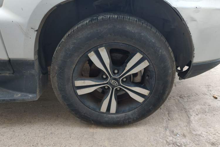 Used Kia Sportage 2011 2.0L Manual Two-Wheel-Drive GLS