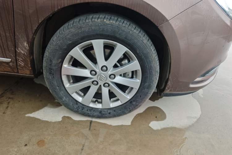 Used Buick GL8 2018 28T Luxury Model China VI Standard Right Front Wheel Hub