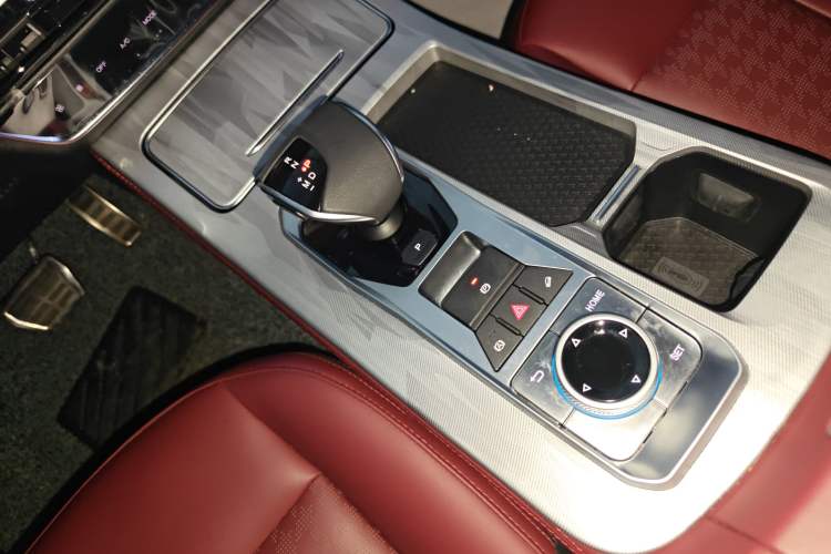 Used JETOUR X70 PRO 2023 1.5T DCT Comfort Edition 5 Seats