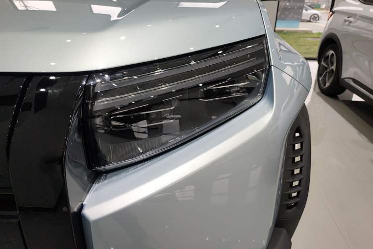 Used Formula Leopard Titanium 3 2025 Model 501KM Rear-Drive Ultra Version