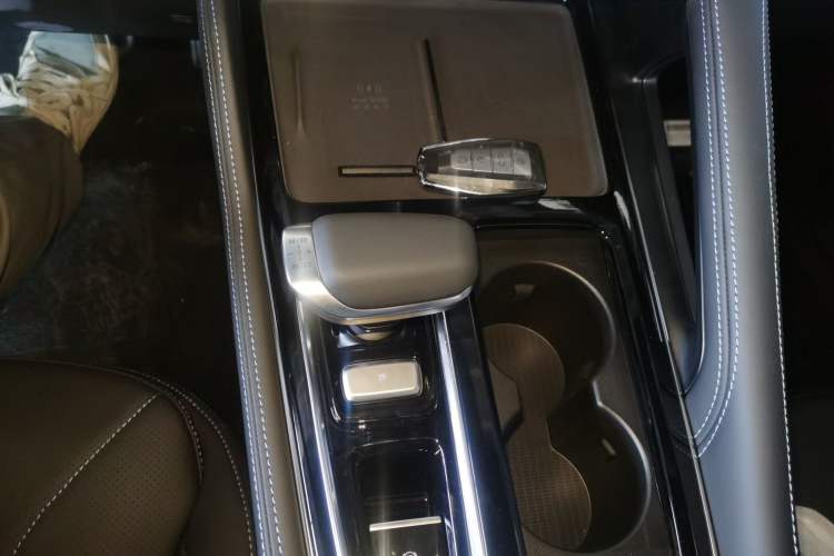 Used Geely Auto Preface 2026 Model Oriental Yao 1.5TD Kunlun Edition
