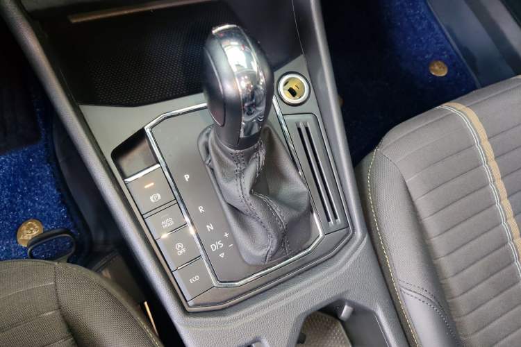 Used Volkswagen Lavida 2021 280TSI DSG Comfort Edition Gear Lever