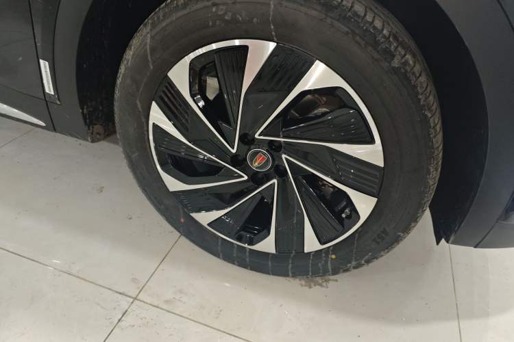 Used Hongqi HS7 PHEV 2025 Model 2.0T PHEV Two-Wheel Drive Qi Xiang Edition 7-Seater
