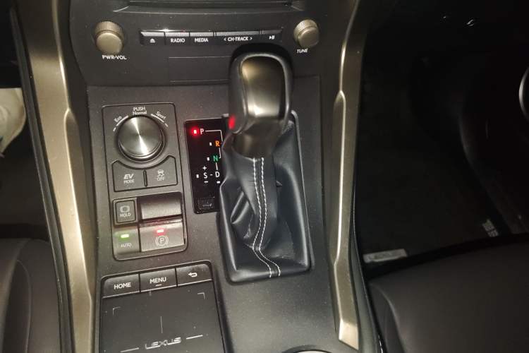 Used Lexus NX 2017 300h Front-Drive FENGSHANG Edition
