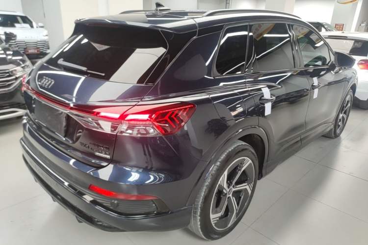 Used Audi Q4 e-tron 2024 50 e-tron quattro Creation Edition Midnight
