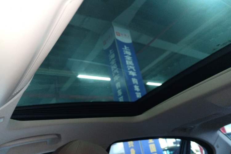 Used BMW 5 Series 2014 535Li Leading Model
