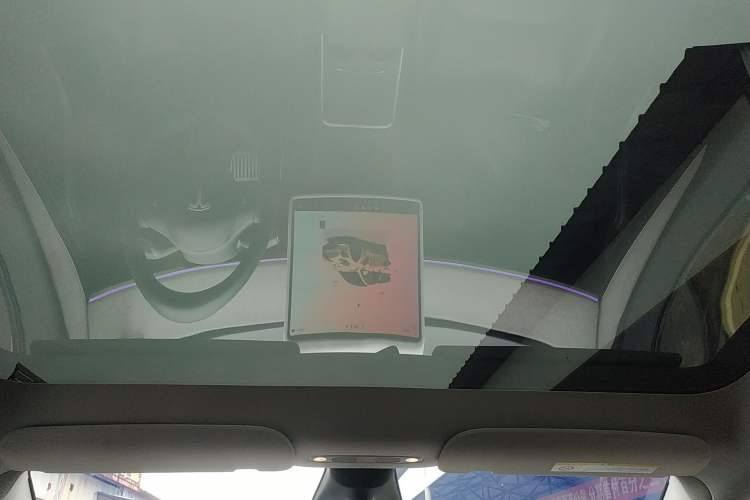 Used Tesla Model Y 2023 Rear-Wheel-Drive Version
