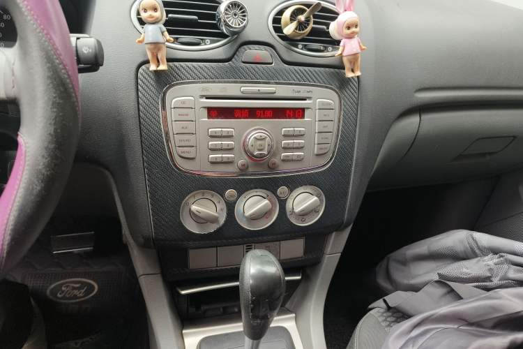 Used Ford Focus 2013 Hatchback Classic 1.8L Automatic Base Model
