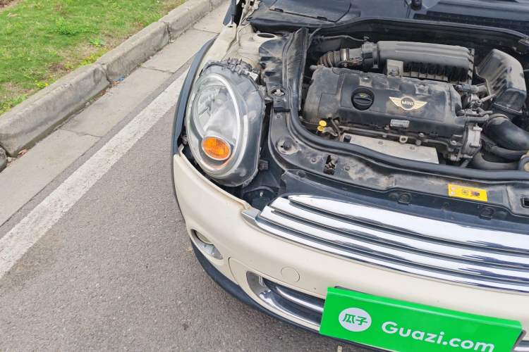 Used MINI 2011 1.6L COOPER Fun Right Front Headlight