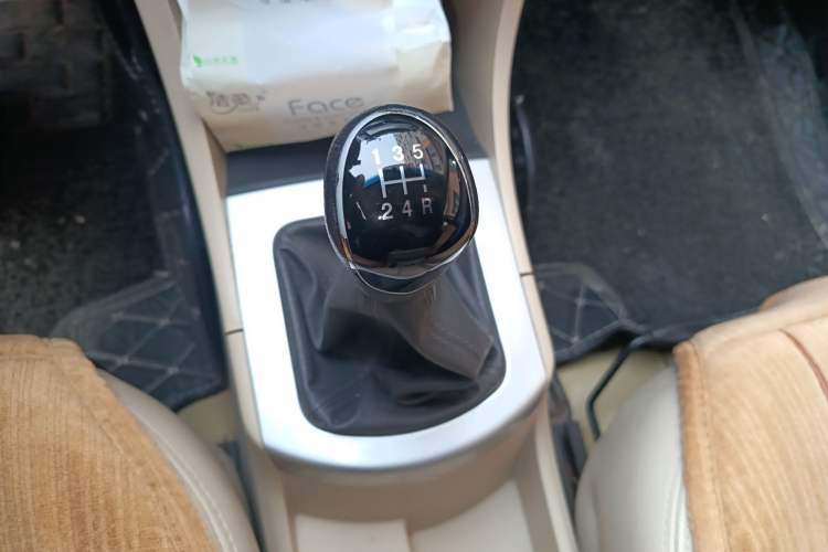 Used JAC Group J6 A30 2013 1.5L Manual Luxury Model China IV Standard