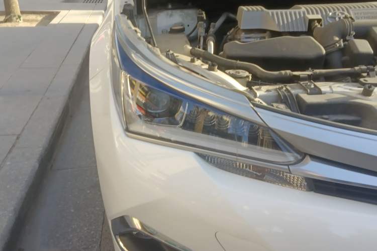 Used Toyota Corolla 2017 Revised Dual-Motor 1.8L E-CVT Pioneer Edition