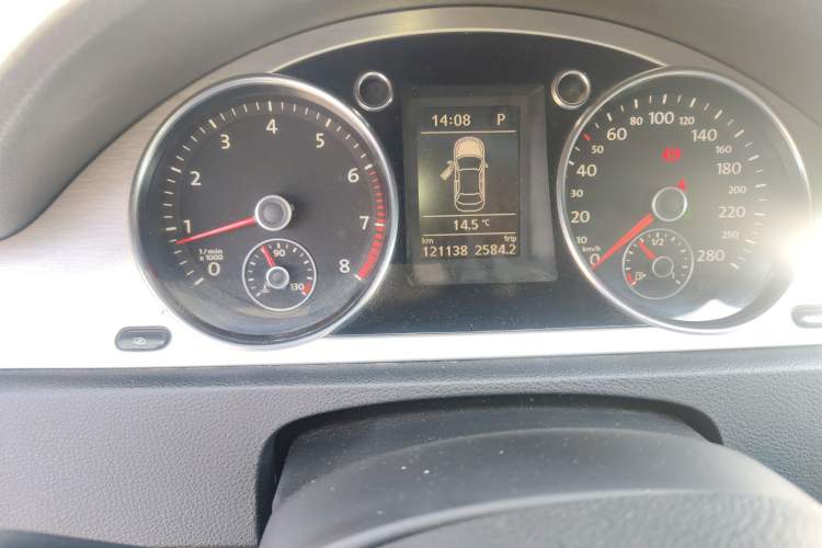 Used Volkswagen FAW-Volkswagen CC 2011 1.8TSI Luxury Model
