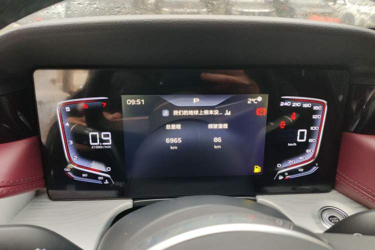 Used Hongqi H5 2025 1.5T DCT Qiyun 500 000th Unit Commemorative Edition
