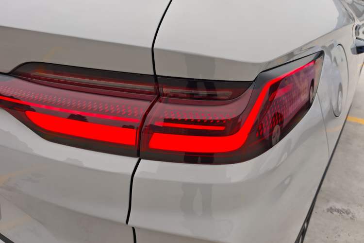 Used BYD Song PLUS New Energy 2023 Champion Edition EV 520KM Prestige Model
