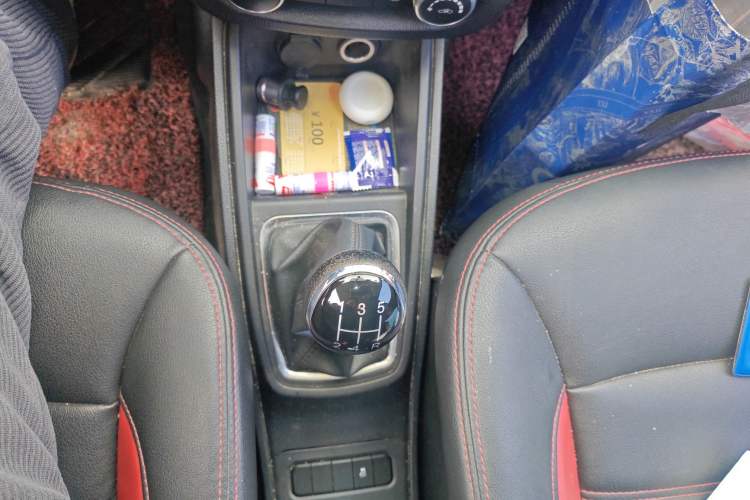 Used Haval H1 2016 Blue Label 1.5L Manual Luxury Model
