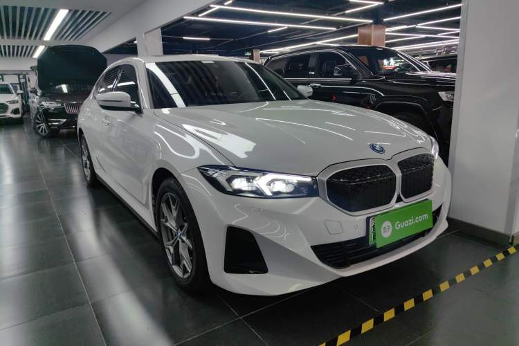 Used BMW i3 2025 eDrive 35 L
