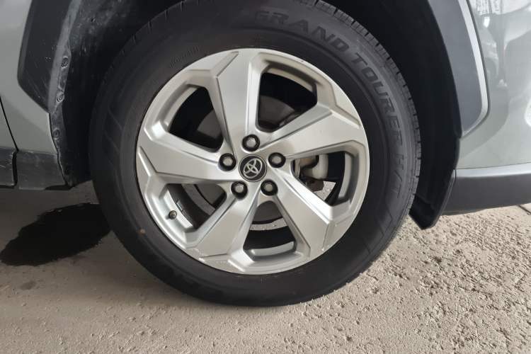 Used Toyota RAV4 2020 2.0L CVT 4x4 Trend Edition
