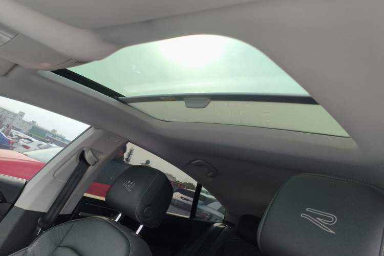 Used Volkswagen FAW-Volkswagen CC 2021 380TSI Striking Edition Headliner