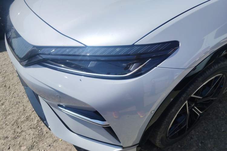 Used BYD Song L EV 2025 Intelligent Driving Version 602 km Range LiDAR-equipped All-Wheel-Drive Type
