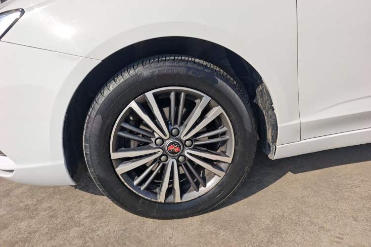 Used Roewe i5 2019 1.5L Manual 4G Connectable Langhao Edition
